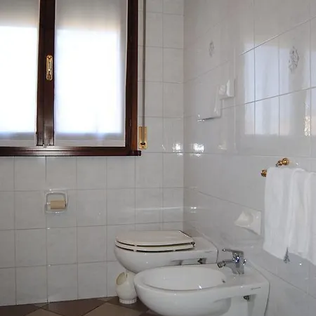 拉菲尼斯酒店 3* 福尔米吉内