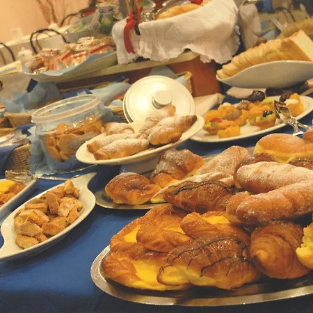 La Fenice 3* フォルミージネ